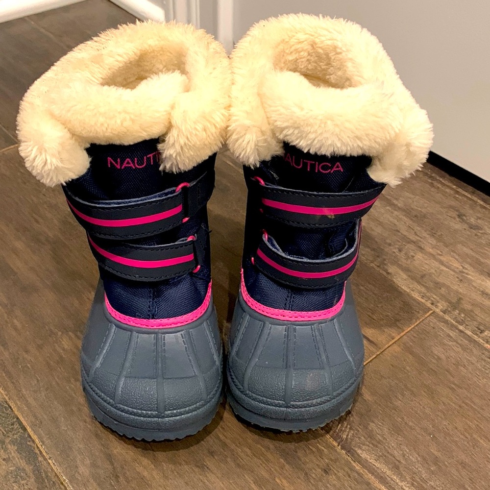 Nautica Toddler Snow Boot Size 8 Navy & Pink
